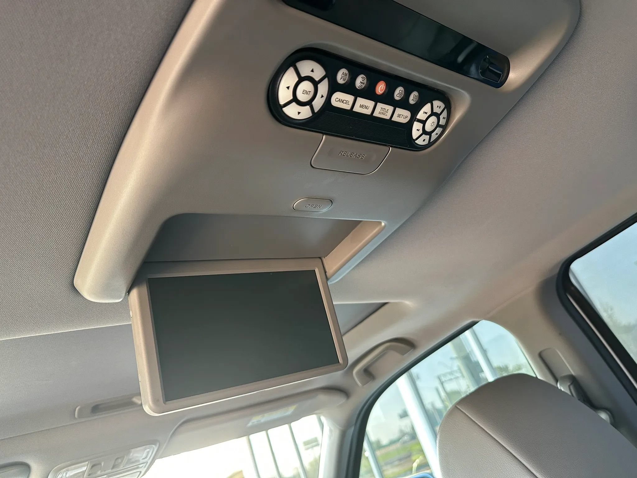 Used 2015 Honda Pilot Touring image 19