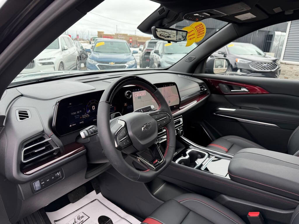 Used 2026 Chevrolet Traverse RS image 18