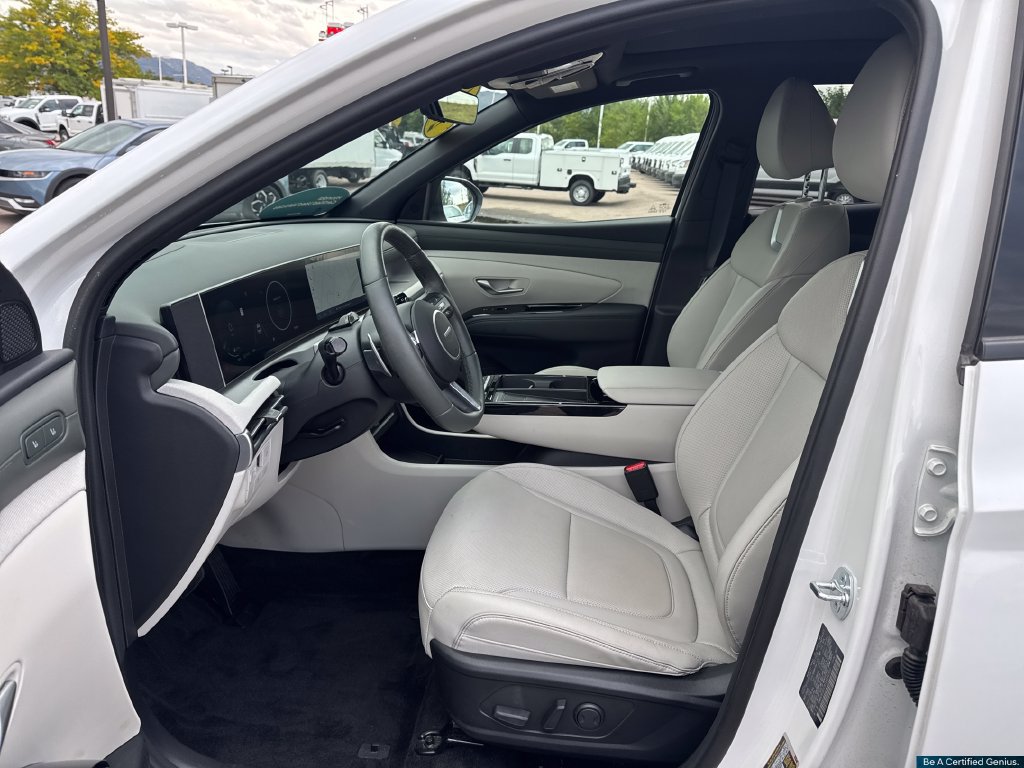 Certified 2026 Hyundai Tucson Limited AWD/4WD image 35