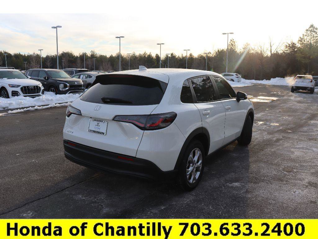 Certified 2024 Honda HR-V LX image 7