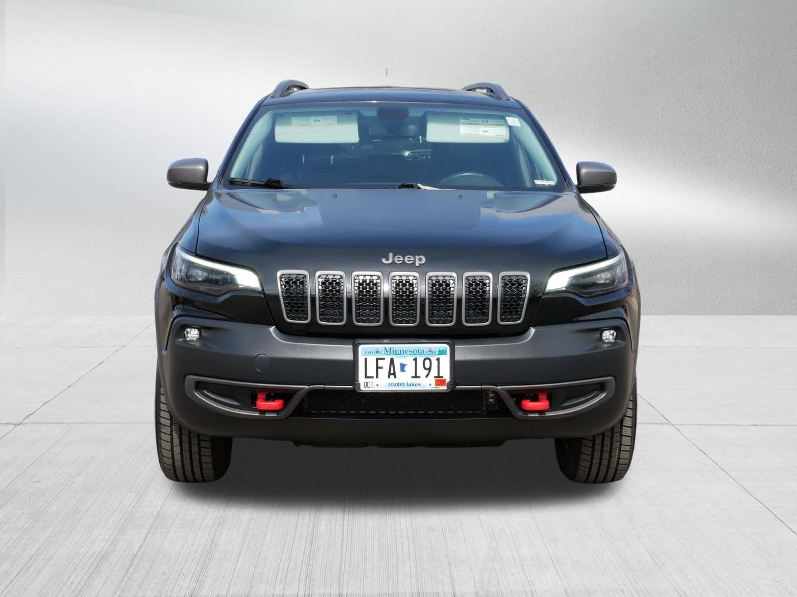 Used 2019 Jeep Cherokee Trailhawk w/ Cold Weather Group video 2