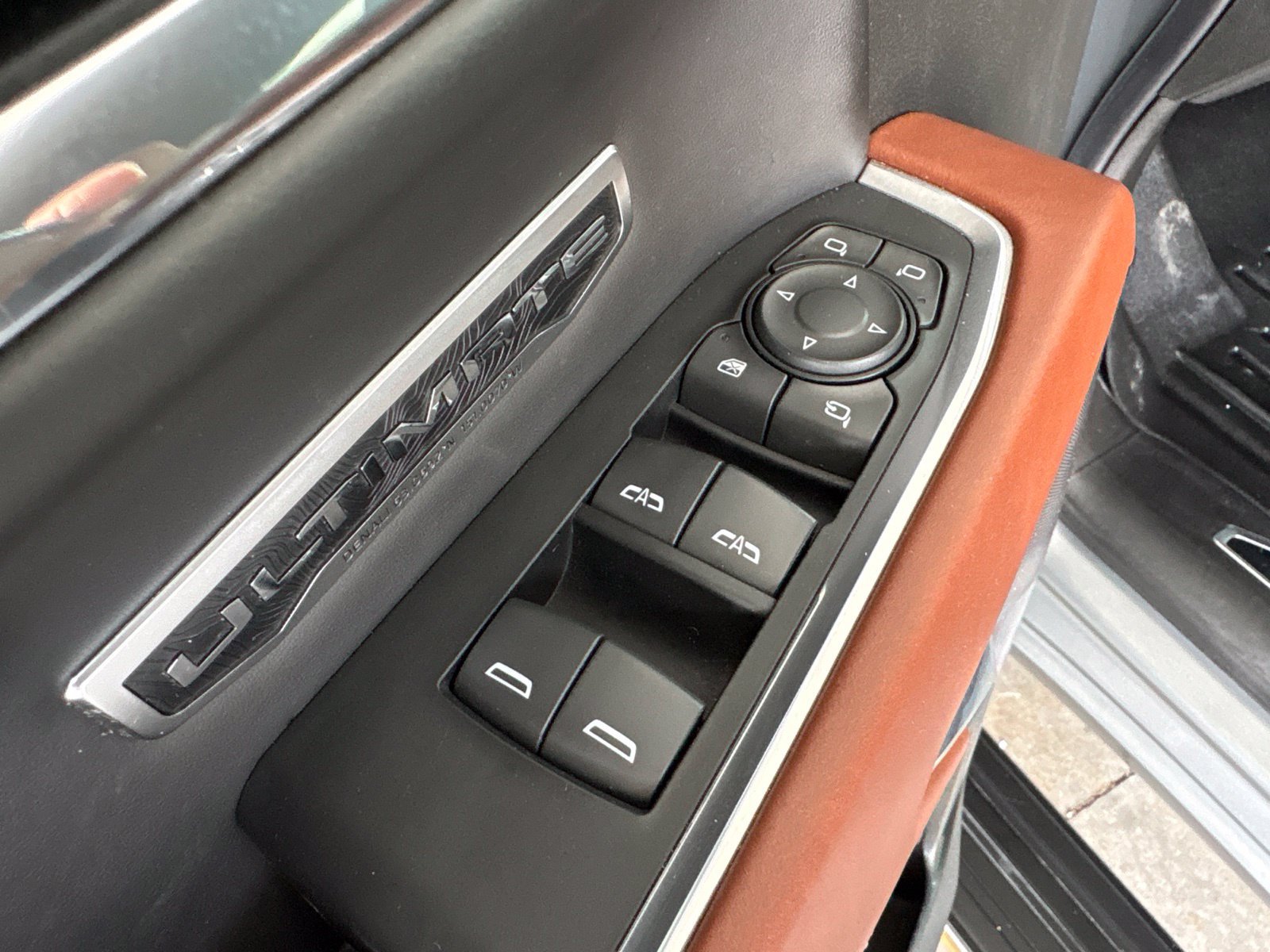 Used 2023 GMC Sierra 1500 Denali Ultimate AWD/4WD image 13
