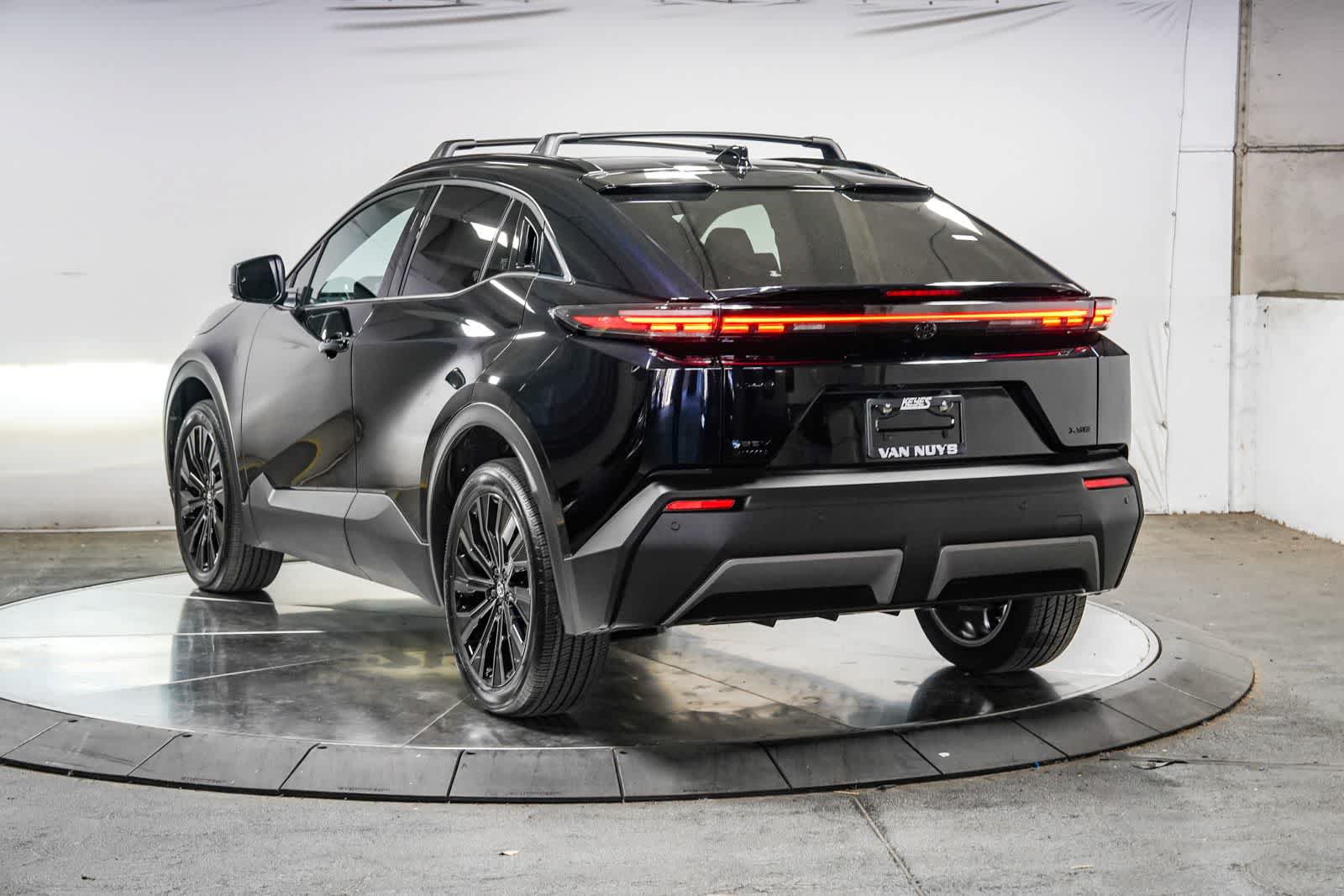 Certified 2026 Toyota C-HR AWD/4WD image 3