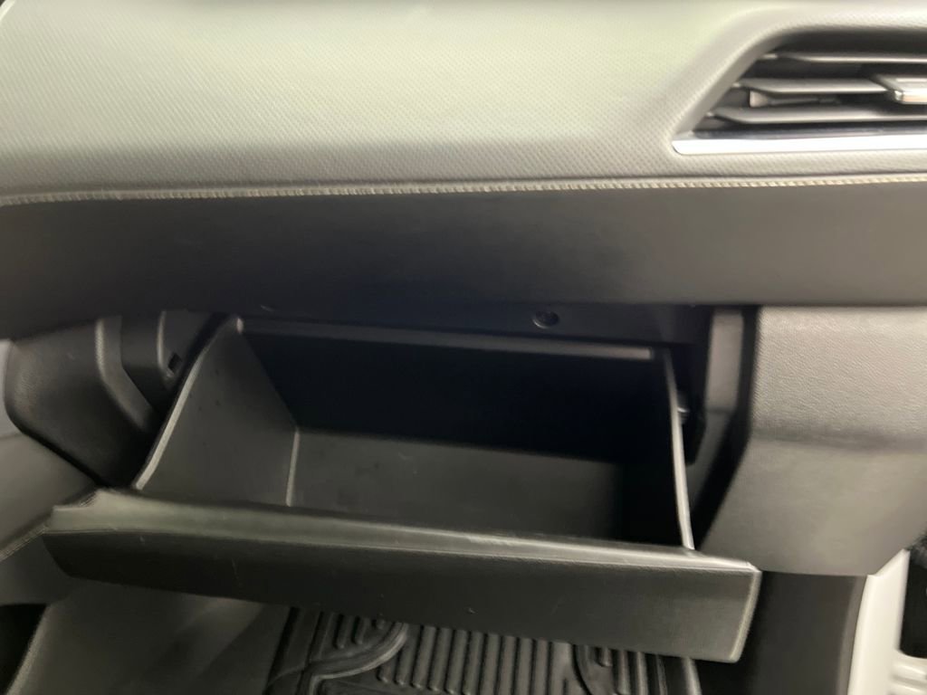 Used 2023 GMC Yukon SLT image 39