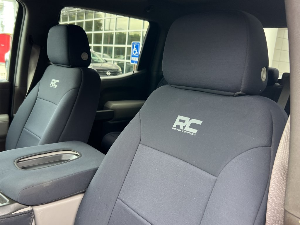 Used 2019 Chevrolet Silverado 1500 LT AWD/4WD image 9
