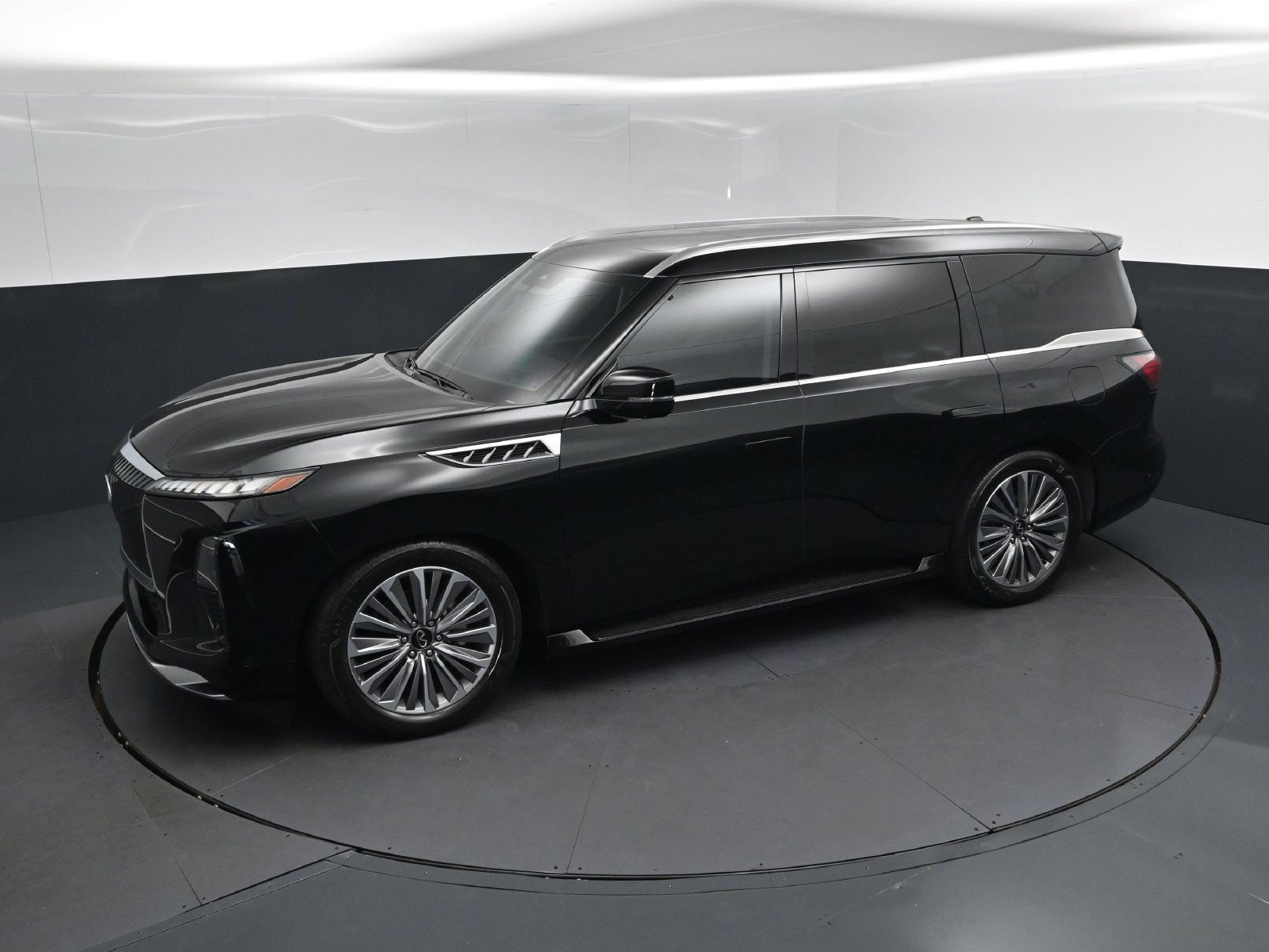 Certified 2025 INFINITI QX80 Luxe RWD image 31