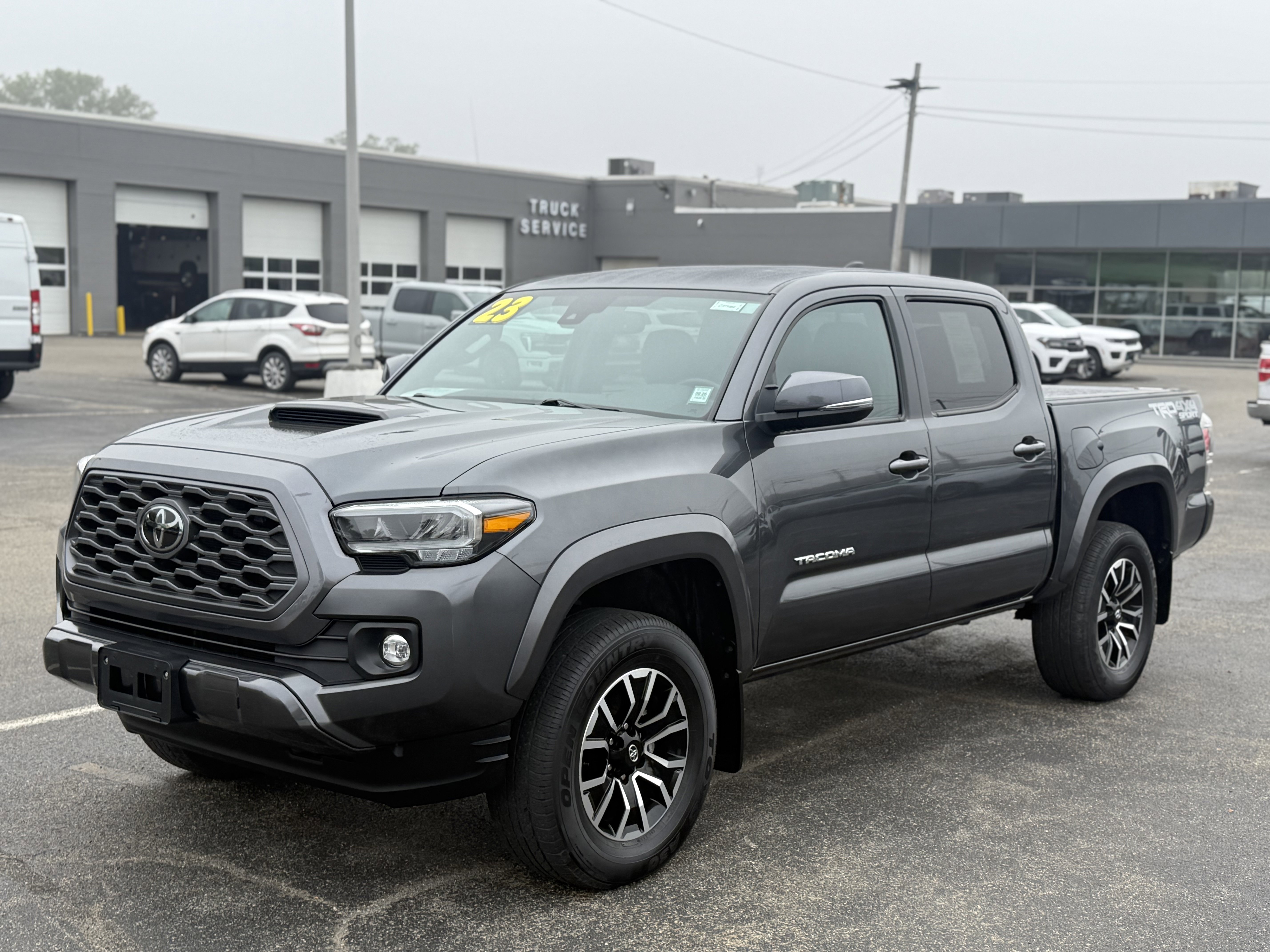 Used 2023 Toyota Tacoma TRD Sport image 6