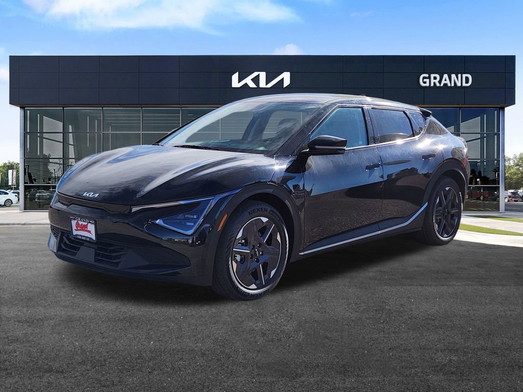 New 2025 Kia EV6 Light image 4