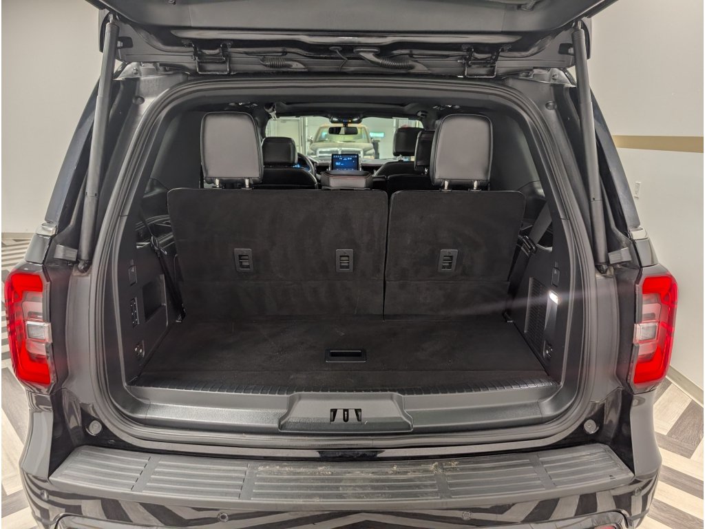 Used 2024 Ford Expedition Limited AWD/4WD image 26
