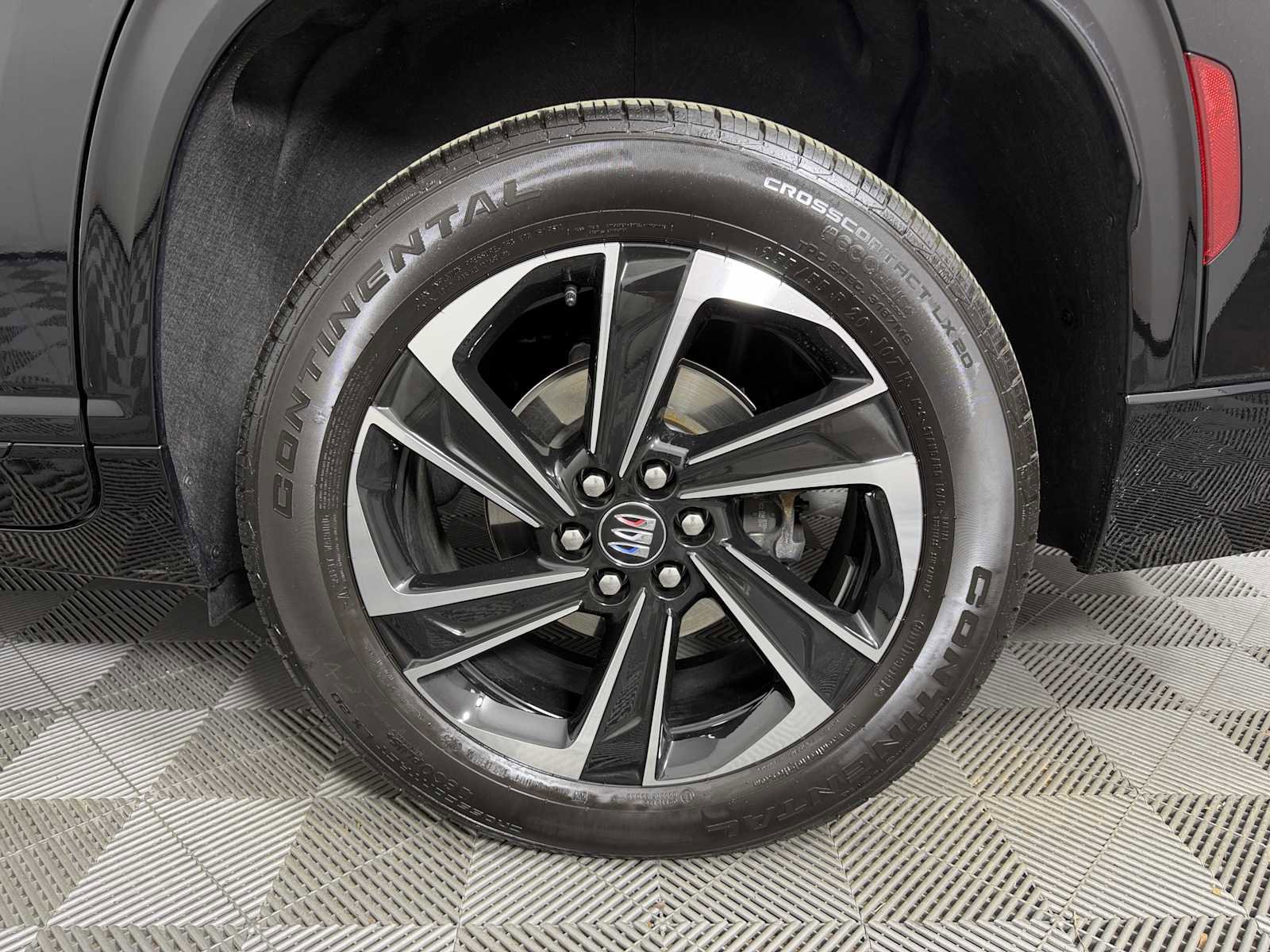 New 2026 Buick Enclave Sport Touring w/ Power Package image 21