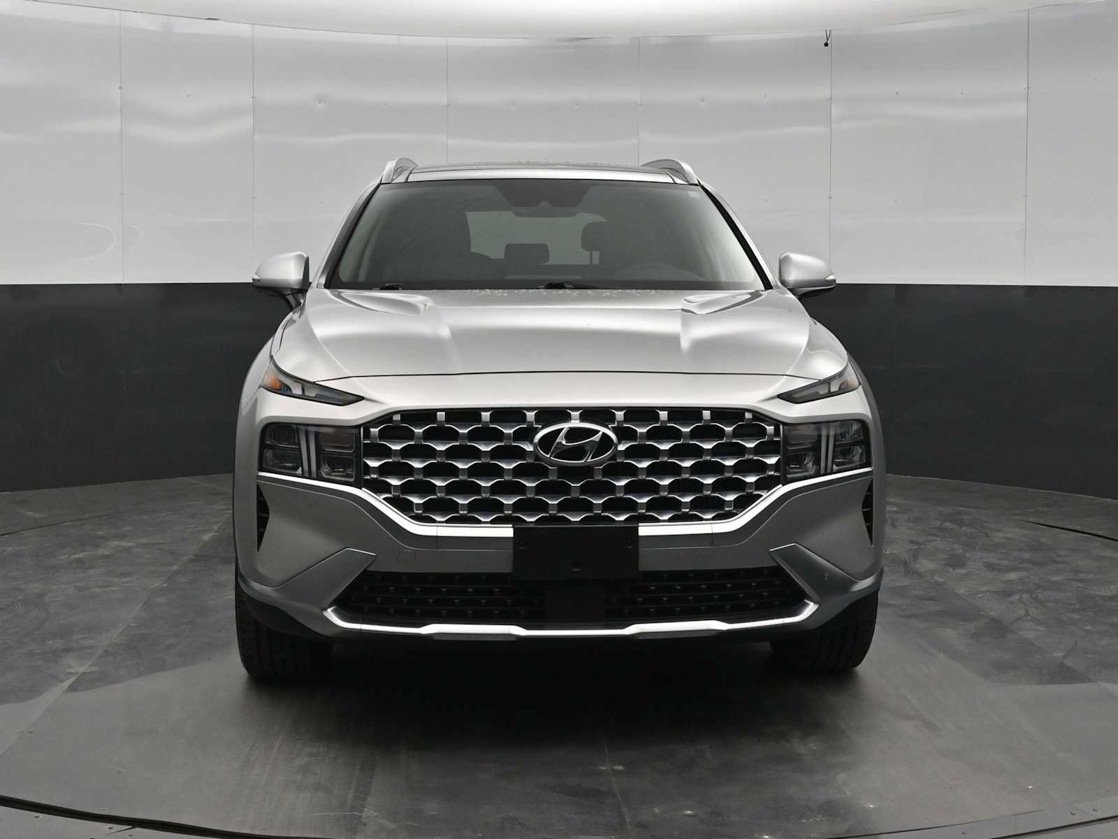 Used 2022 Hyundai Santa Fe SEL Premium w/ Cargo Package AWD/4WD image 2