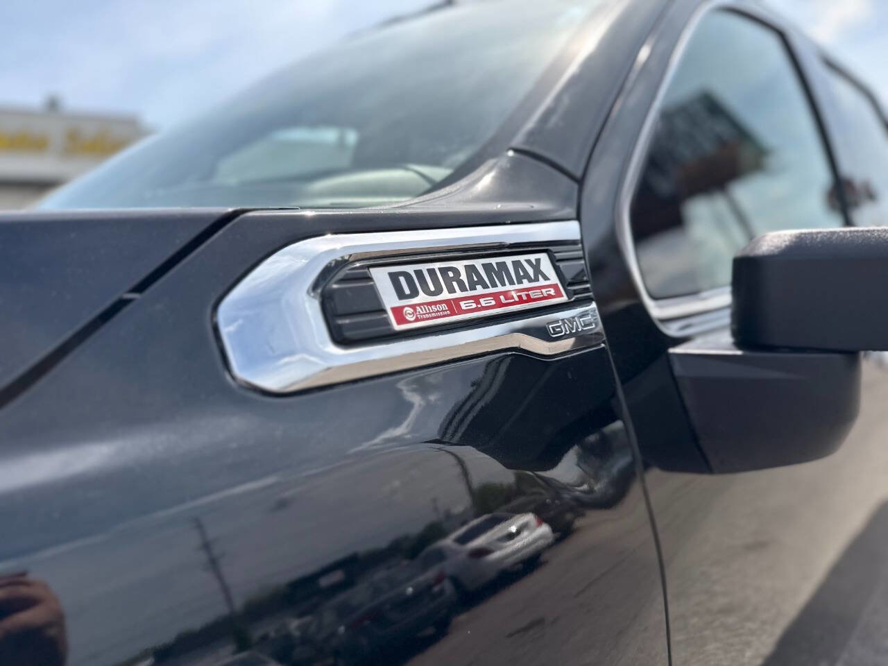 Used 2021 GMC Sierra 2500 Denali w/ Denali Ultimate Package AWD/4WD image 9