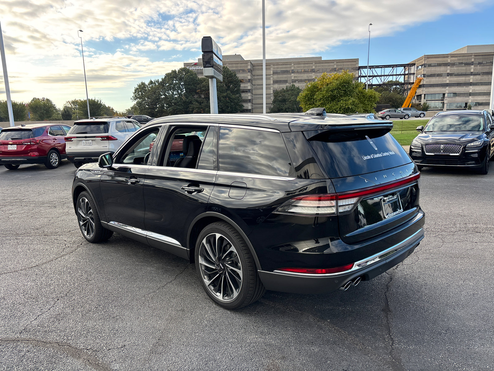 New 2025 Lincoln Aviator Reserve w/ Equipment Group 201A image 5