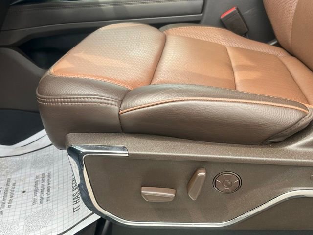 Used 2025 Ford F350 King Ranch w/ FX4 Off-Road Package AWD/4WD image 17