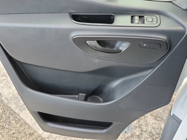 Used 2025 Mercedes-Benz Sprinter 2500 image 15