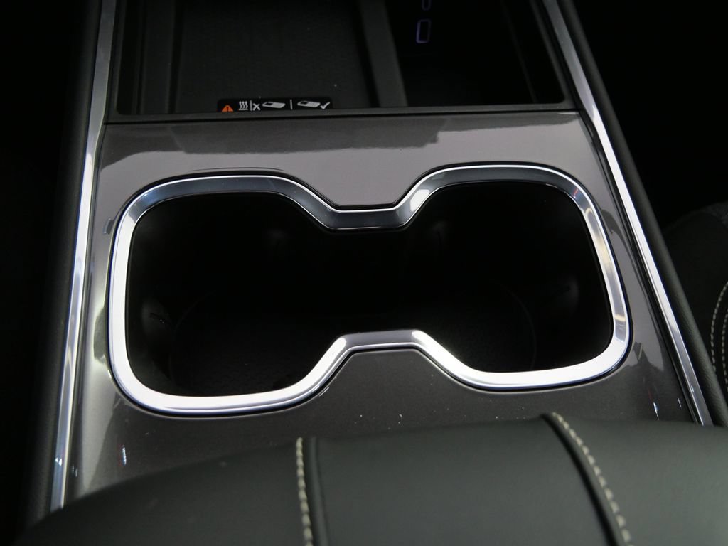 New 2026 GMC Acadia Elevation w/ LPO, Floor Liner Package AWD/4WD image 19