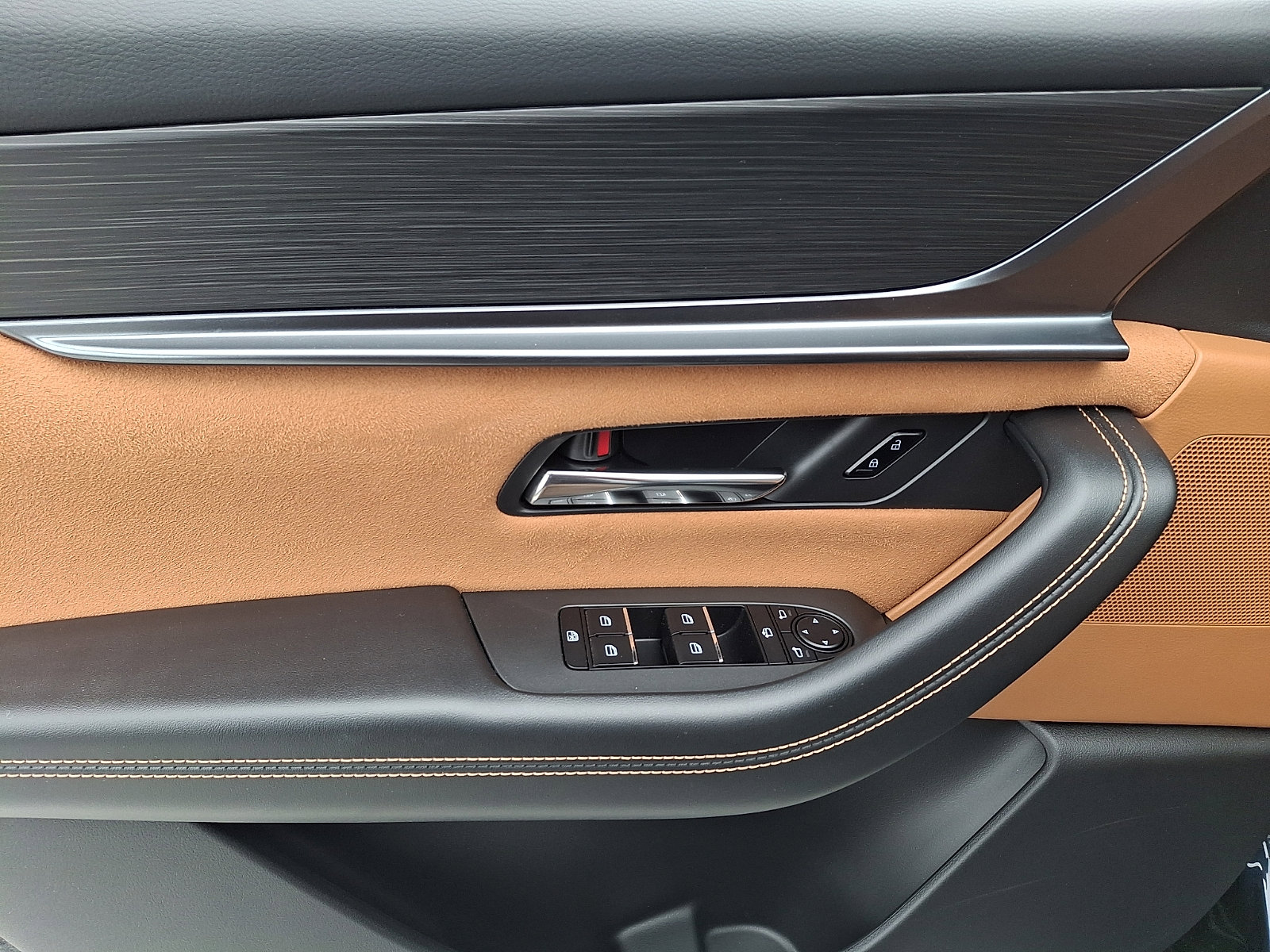 Used 2025 MAZDA CX-90 3.3 Turbo S w/ Premium Plus image 13