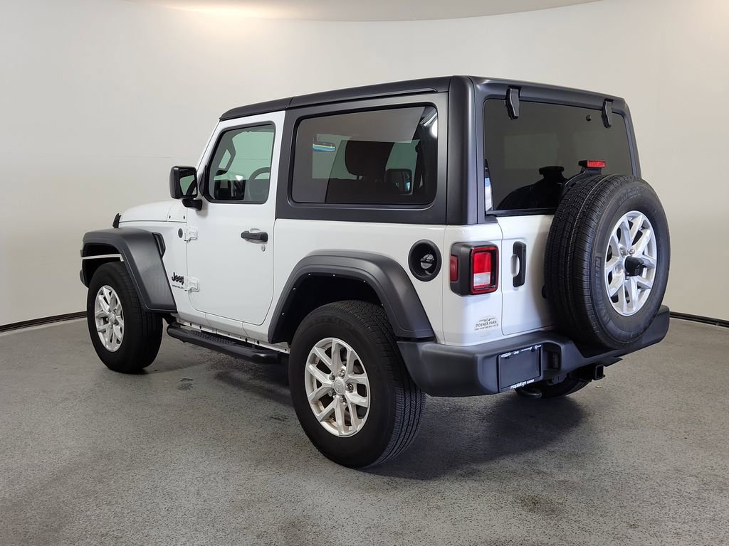 Used 2023 Jeep Wrangler Sport AWD/4WD image 6