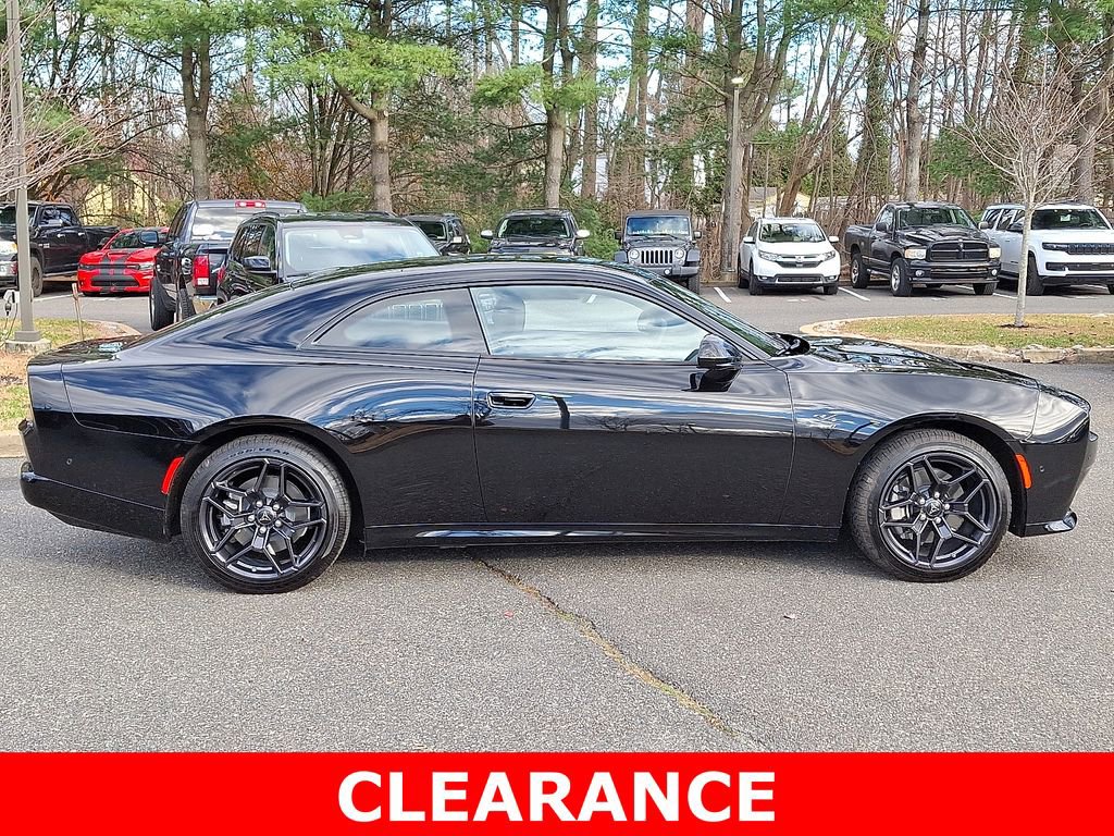Used 2024 Dodge Charger R/T w/ Plus Group image 7