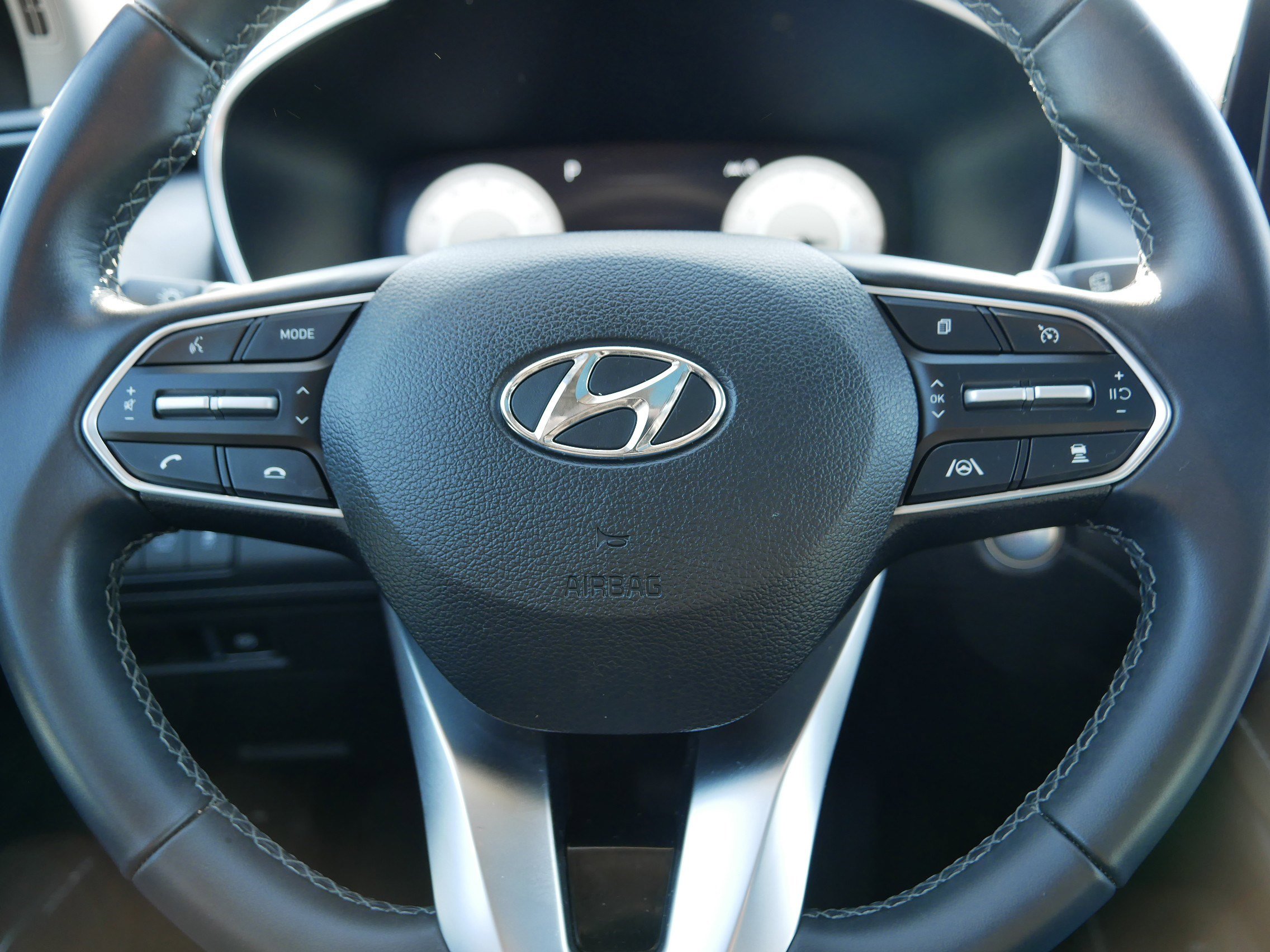 Certified 2023 Hyundai Santa Fe SEL w/ Premium Package image 25