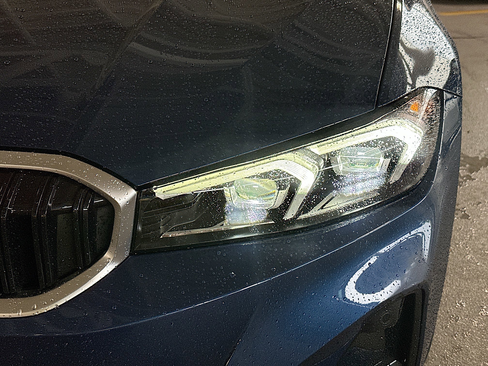 Certified 2023 BMW 330i Sedan w/ Convenience Package RWD image 30