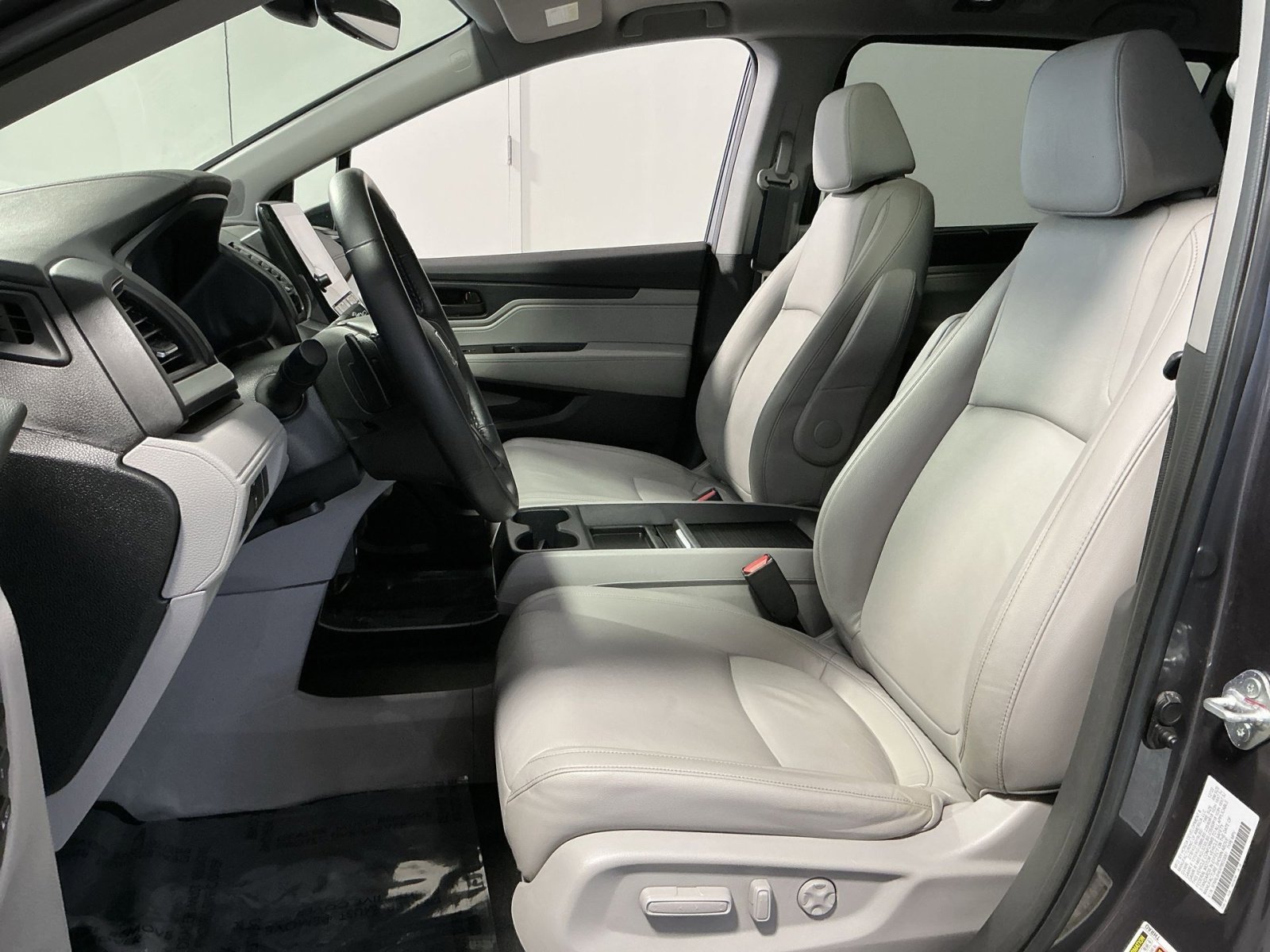 Used 2023 Honda Odyssey EX-L image 14