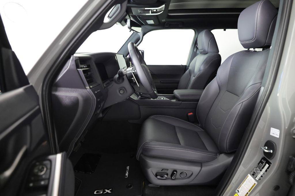 Used 2026 Lexus GX 550 w/ Accessory Package (31) AWD/4WD image 18