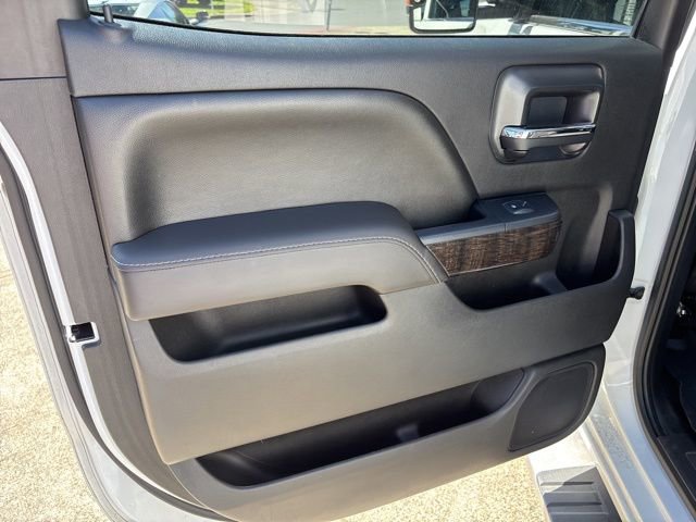 Used 2016 GMC Sierra 3500 Denali w/ Duramax Plus Package AWD/4WD image 34