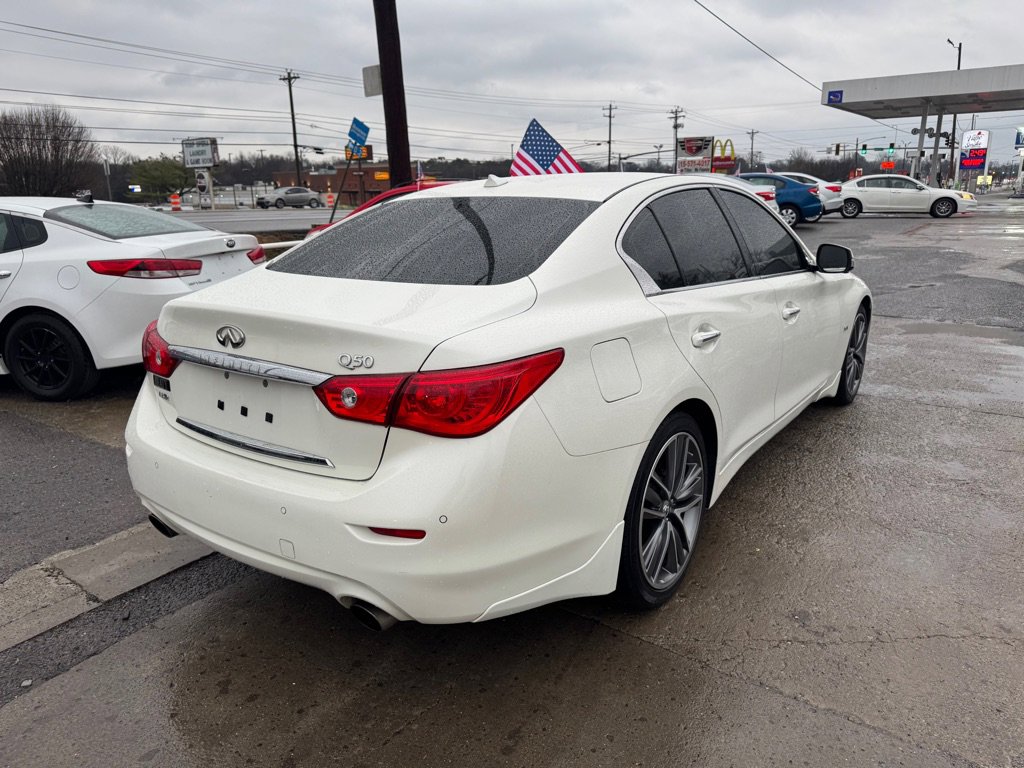 Used 2016 INFINITI Q50 3.0t Premium w/ Driver Assistance Package image 5