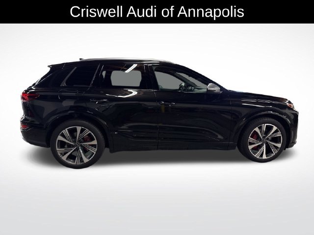 Used 2025 Audi SQ6 e-tron Prestige w/ 21" Wheel Package AWD/4WD image 9