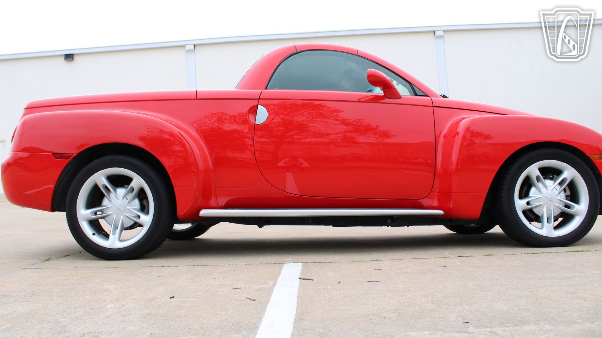 Used 2004 Chevrolet SSR w/ Preferred Equipment Group RWD image 18