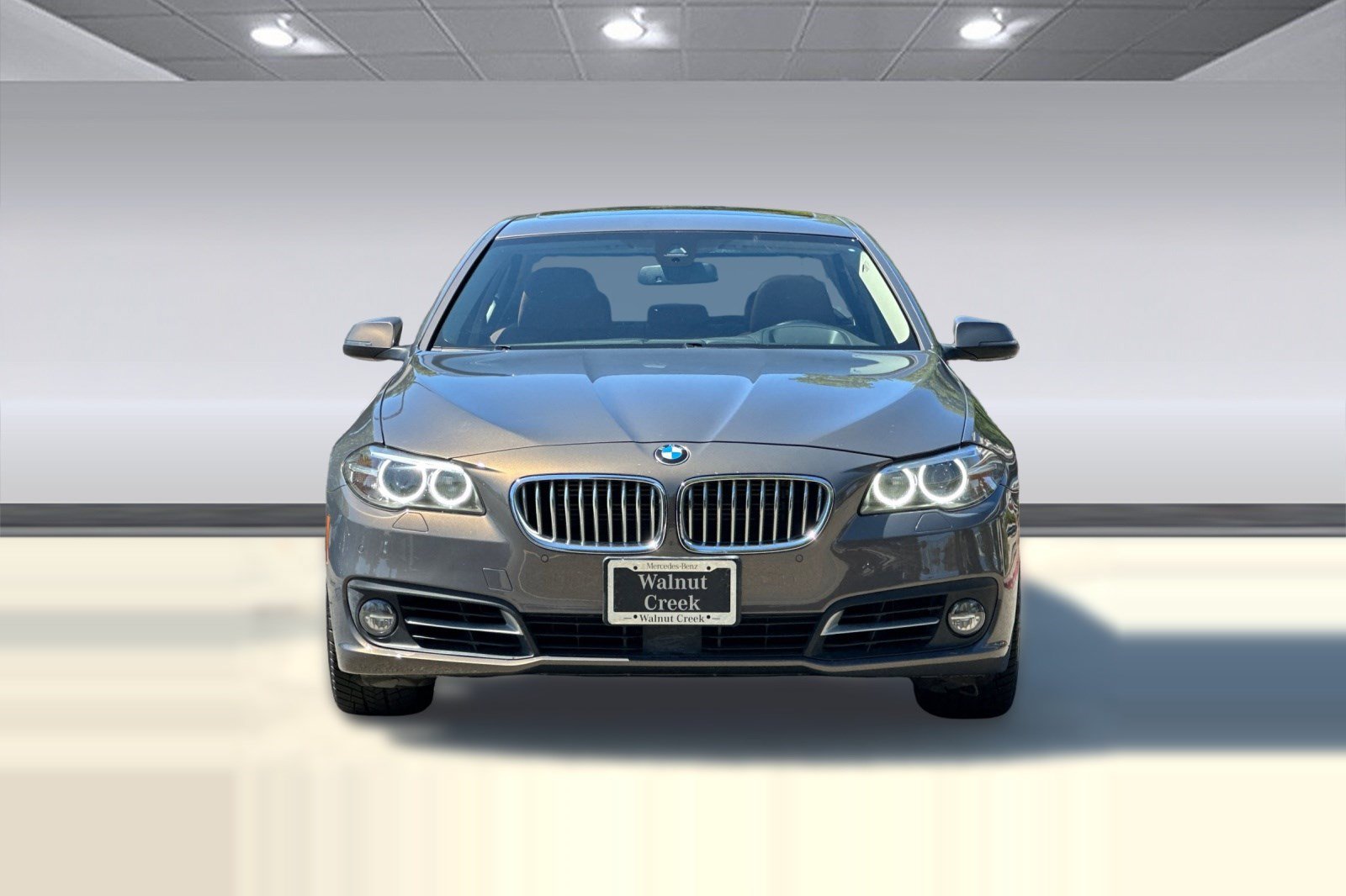 Used 2015 BMW 550i xDrive Sedan AWD/4WD image 5