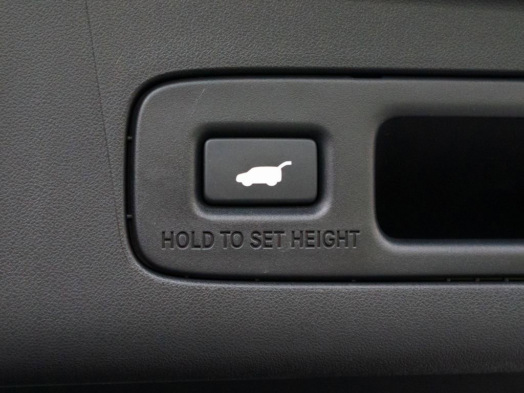 Certified 2025 Acura ADX A-Spec image 42