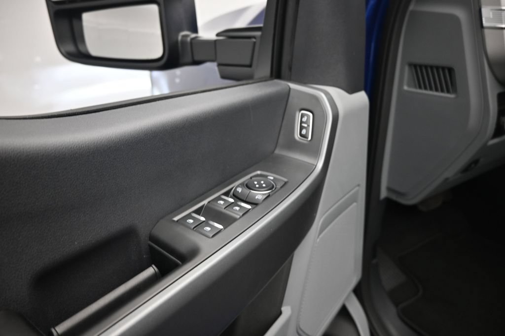 New 2026 Ford F250 XL w/ STX Appearance Package AWD/4WD image 9