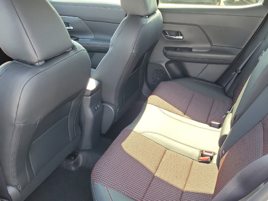 New 2026 Nissan Kicks SR FWD image 13