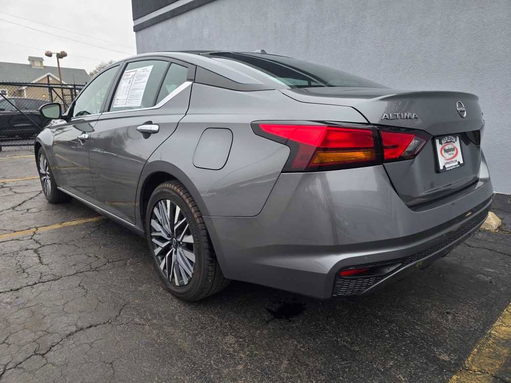 Used 2023 Nissan Altima 2.5 SV image 23