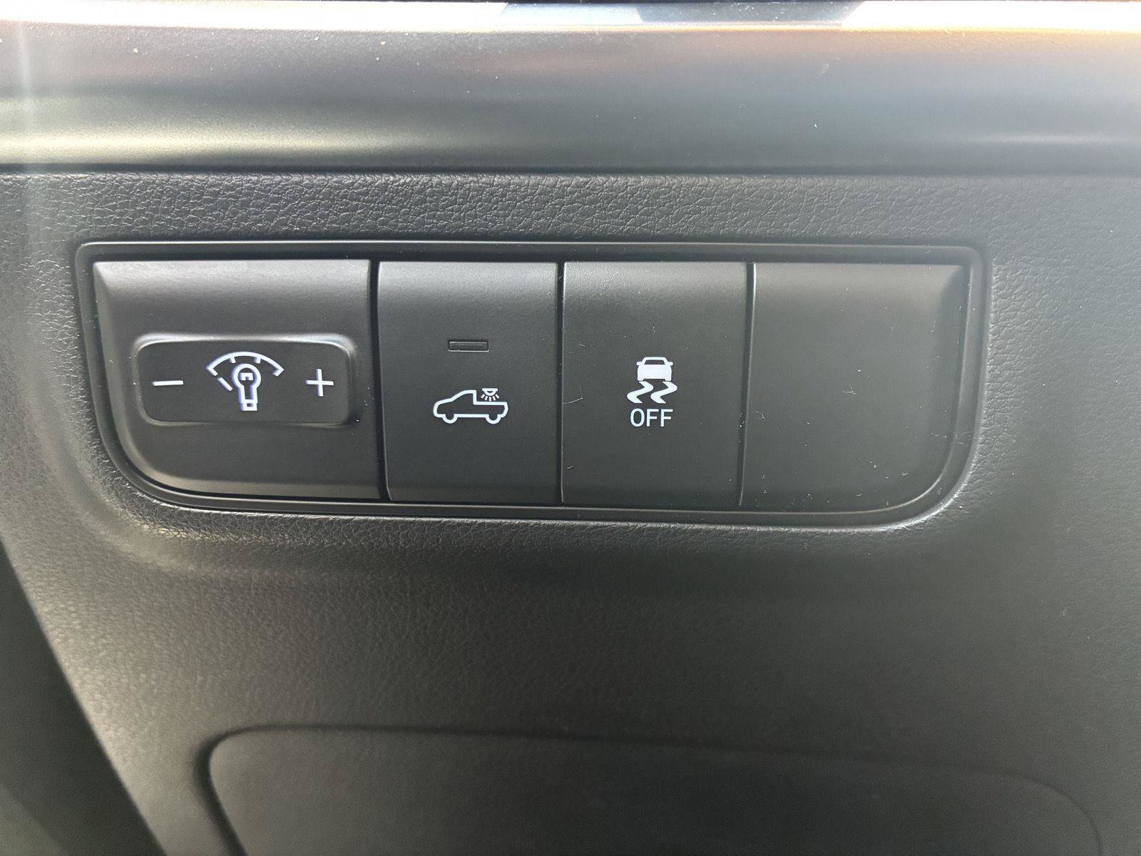 Used 2026 Hyundai Santa Cruz SEL AWD/4WD image 18