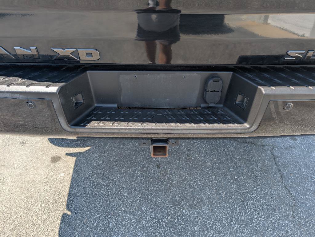 Used 2016 Nissan Titan SL AWD/4WD image 7