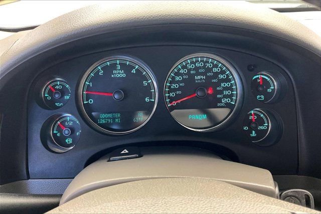 Used 2013 Chevrolet Avalanche LT AWD/4WD image 22