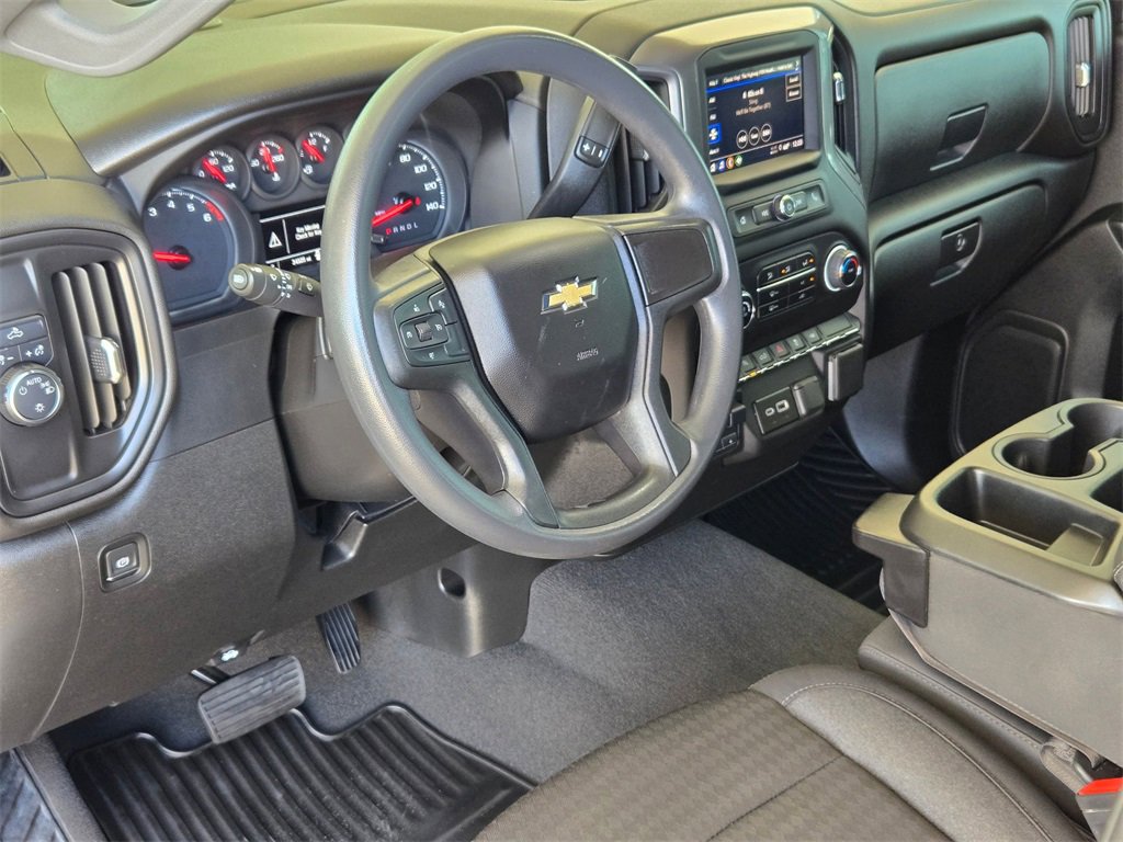 Used 2024 Chevrolet Silverado 1500 Custom image 10