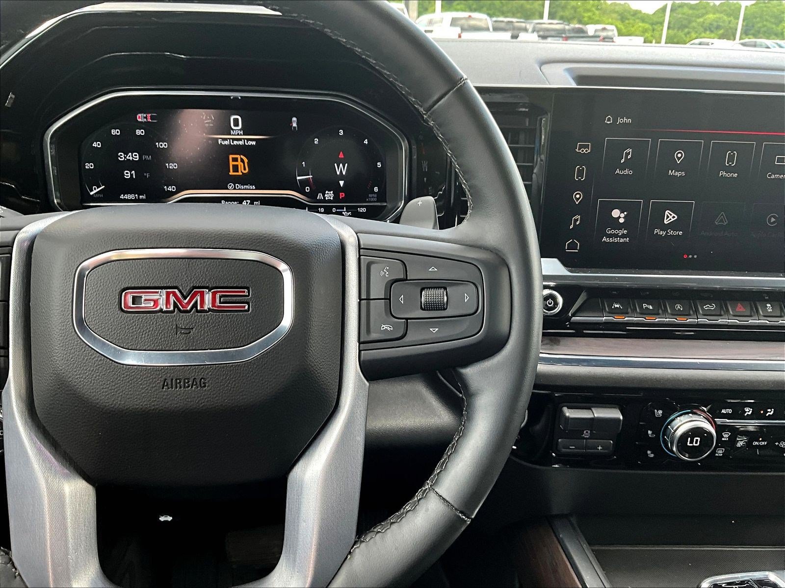 Used 2024 GMC Sierra 1500 SLT w/ SLT Premium Plus Package AWD/4WD image 13