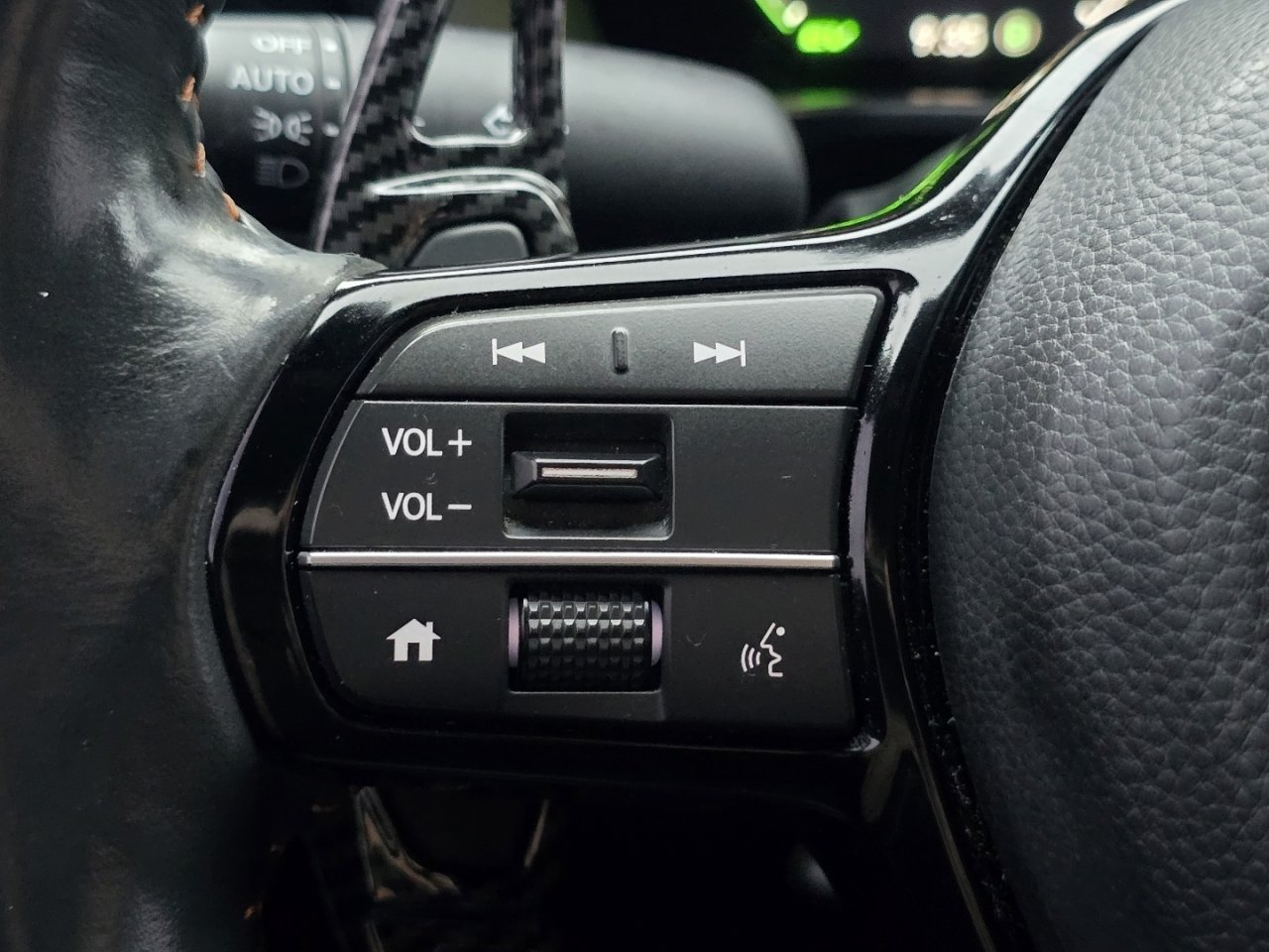 Used 2023 Honda CR-V Sport Touring image 32