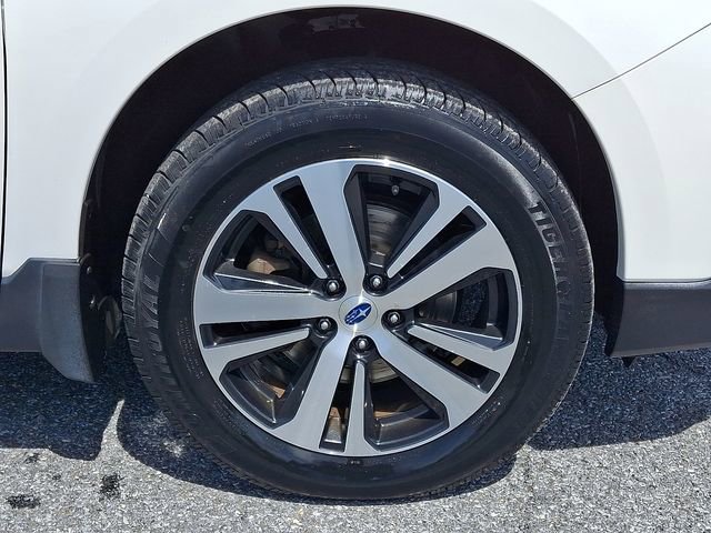 Used 2019 Subaru Outback 2.5i Limited w/ Popular Package #2 image 8