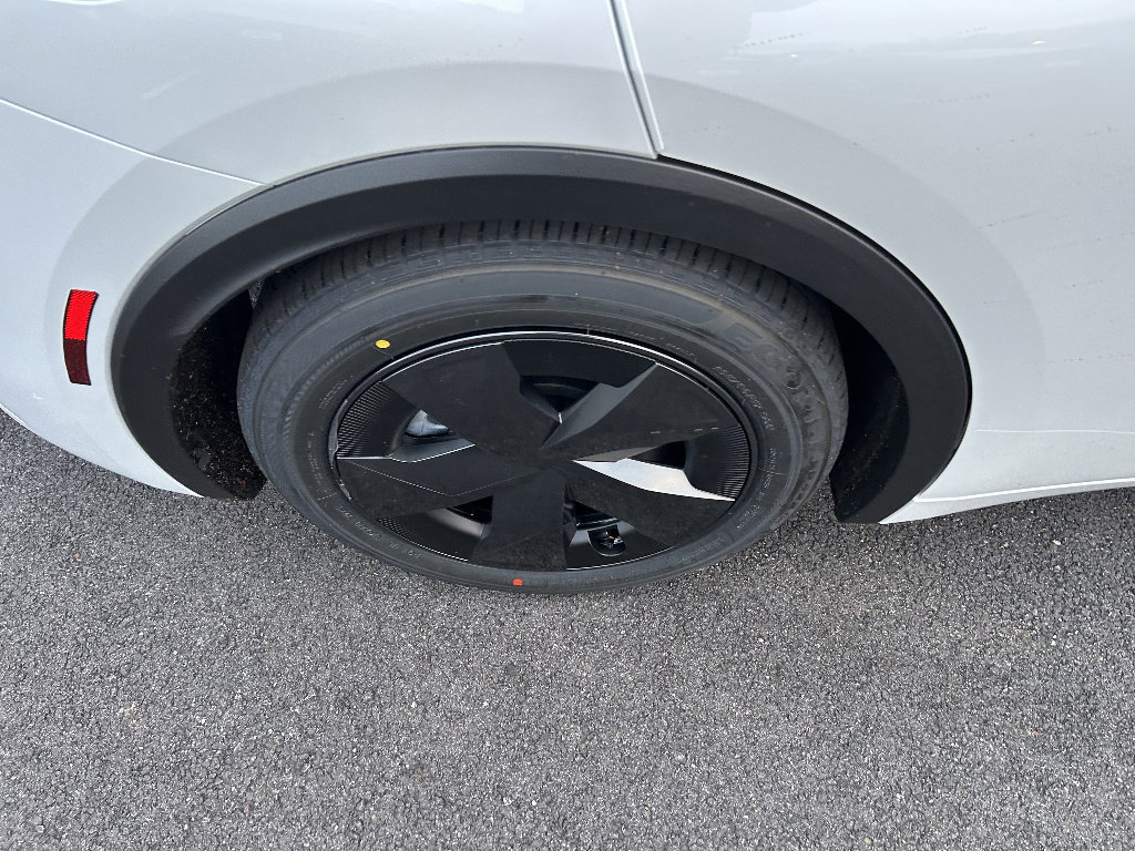 New 2026 Toyota Prius Plug-In Hybrid FWD image 24