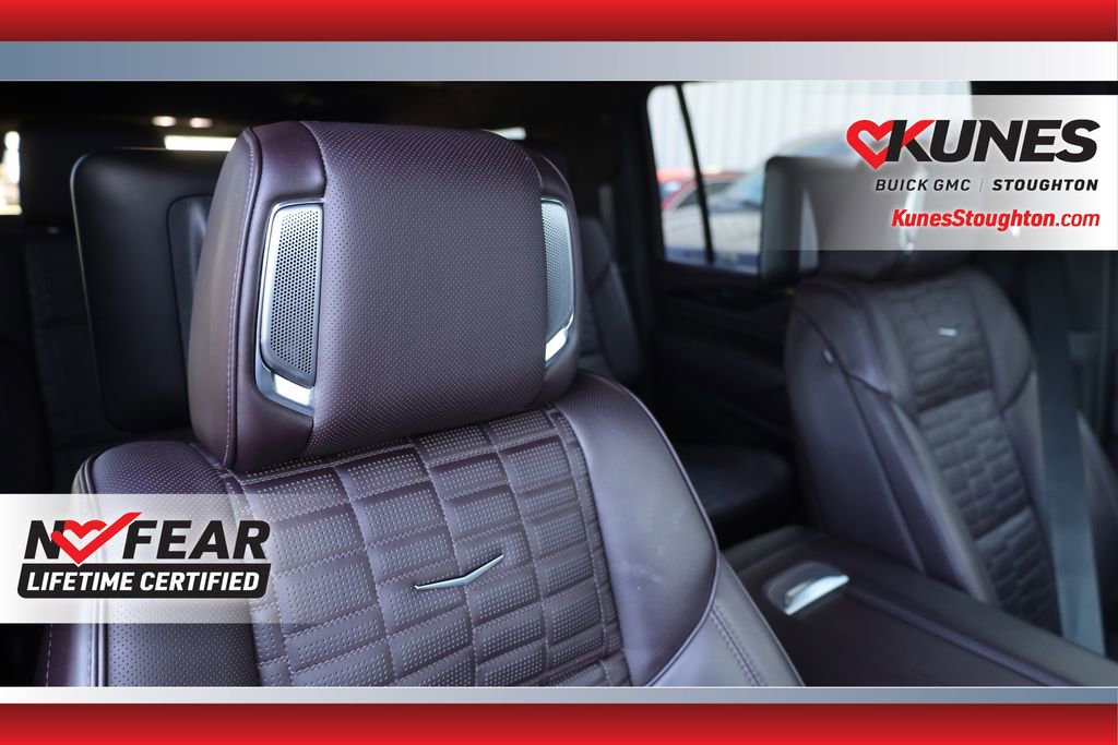 Used 2024 Cadillac Escalade ESV Sport Platinum w/ LPO, ONYX Package image 6