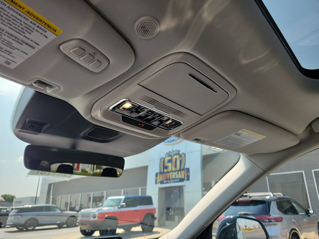 New 2026 Lincoln Aviator AWD image 30