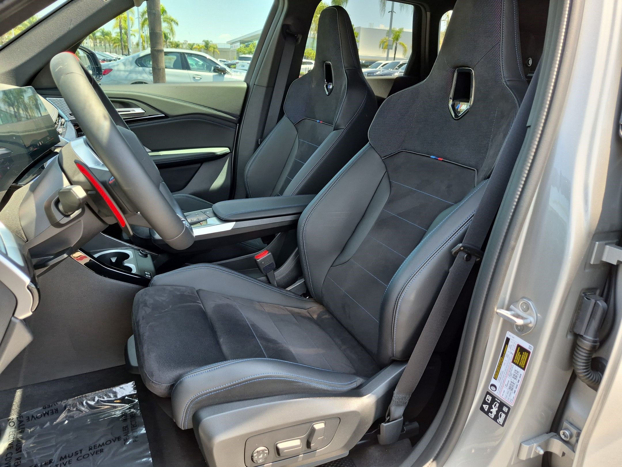 Used 2025 BMW X1 M35i w/ Premium Package AWD/4WD image 16