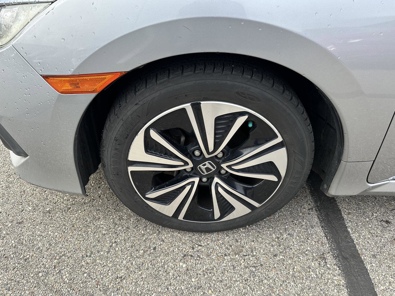 Used 2017 Honda Civic EX-L image 12