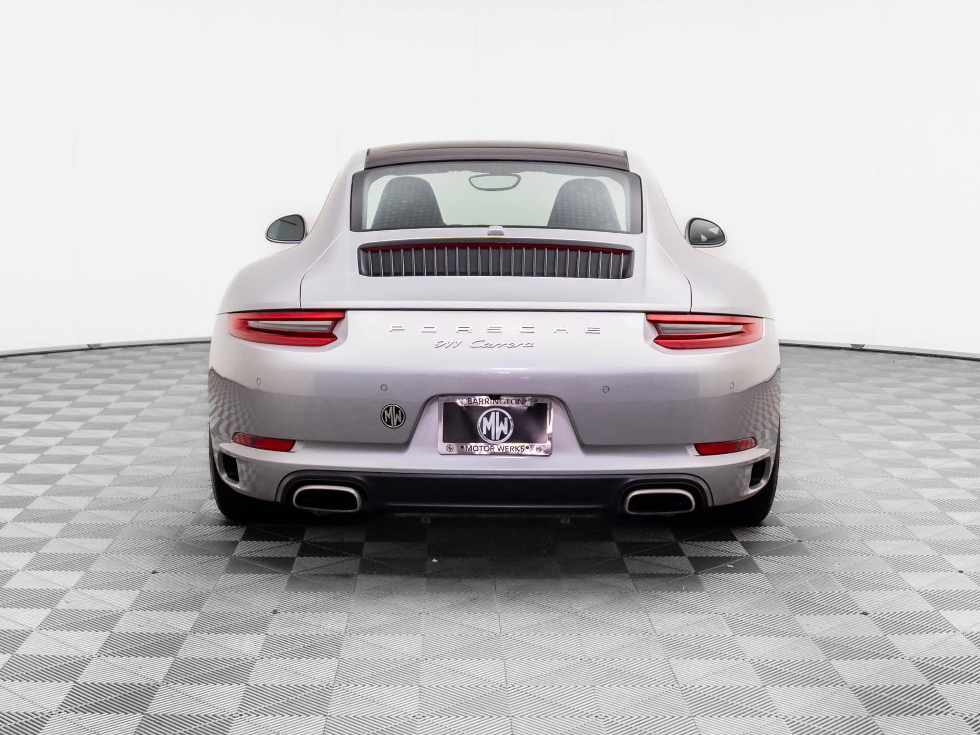 Used 2017 Porsche 911 Carrera image 10