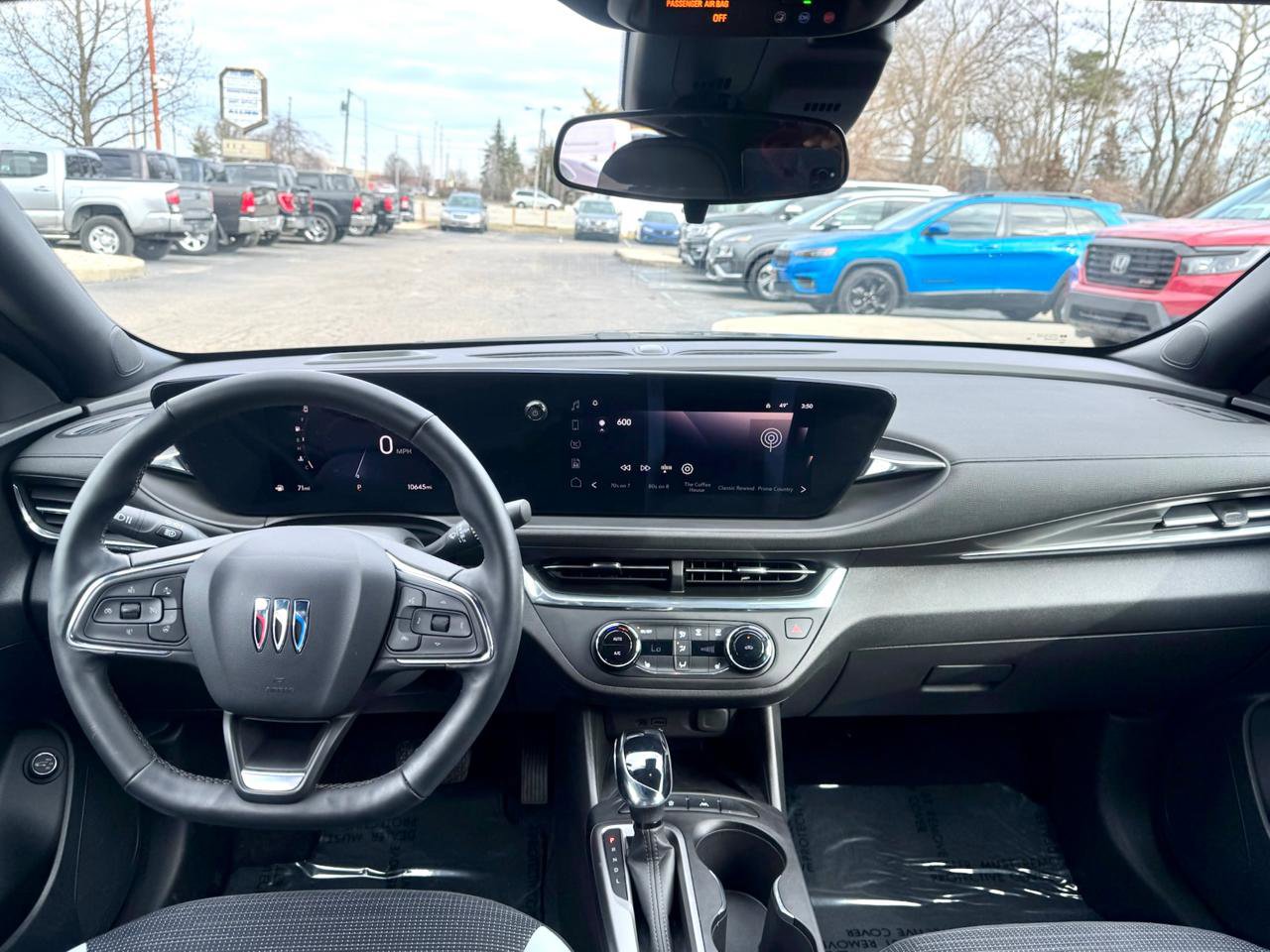 Used 2025 Buick Envista Preferred w/ Convenience I Package image 6